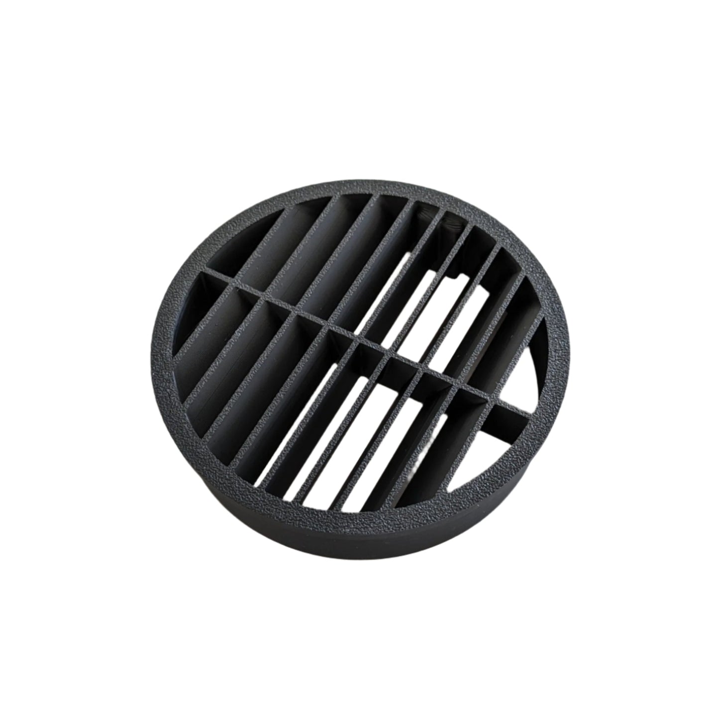 4x Demister Vent Set 390699 NEW Range Rover Classic — Complete set of 4x Demister vent for your Range Rover Classic. DIRECT replacement for 390699 compatible with Range Rovers from 1970 to 1993 (Hard Dash). The originals are prone to breaking when exposed to high temperatures and sunlight and are no longer available. Made of stronger, heat and sunlight resistant materials.