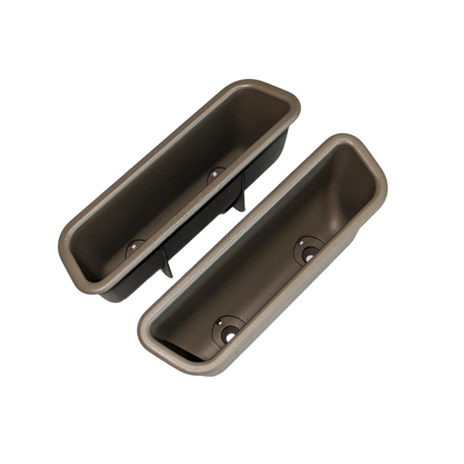 Range Rover Classic 1987-1995 Interior Door Pull Handle MXC1306 MXC1306AUK MXC1306LUL — Interior Door Card Pull Right and Left, Front and Rear Handles for Range Rover Classic County up to 1995 production. Available Colors: - Tan ( MXC1306AUK ) - Winchester Grey ( MXC1306LUL )