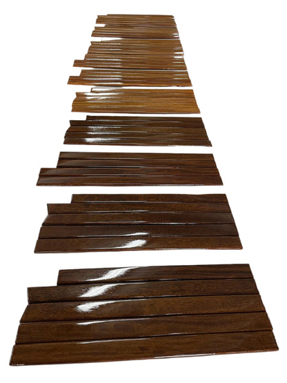 Range Rover Classic- Kit Wood Trim - Soft Dash & Hard Dash — Restore your interior to its original luxury finish with this genuine wood trim kit for the Range Rover Classic. Available in light or dark tone , each kit includes OEM-spec trim pieces for either the Soft Dash (1994–1996) or Hard Dash (pre-1994) models. 🔹 Soft Dash Kit Fits: Range Rover Classic 1994–1996 (Soft Dash models) Includes: BTR9463 – Front Left Door Trim BTR9464 – Front Right Door Trim BTR9465 – Rear Left Door Trim BTR9466 – Rear Right…