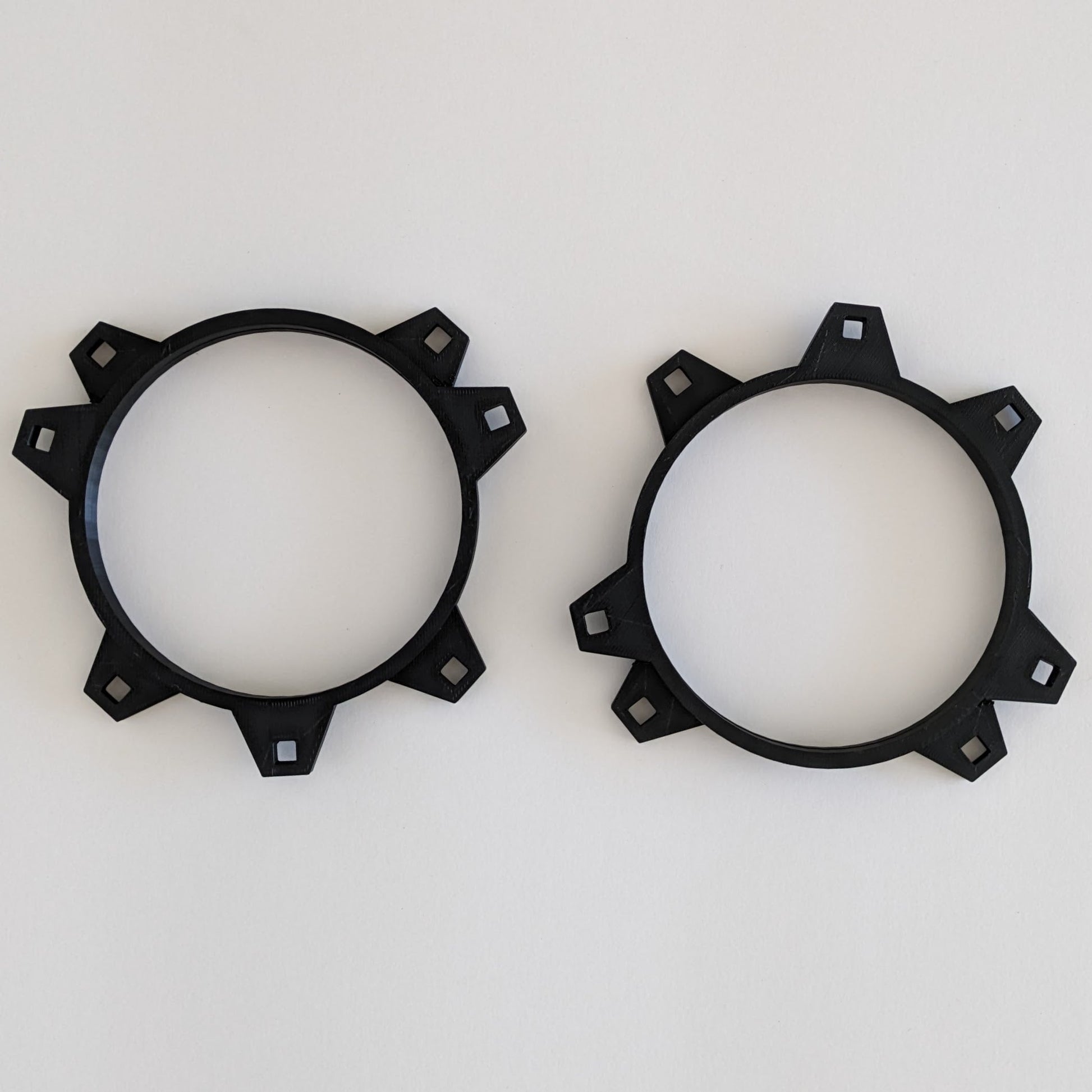 Speaker Adapters for Smart 450 — Adapter for converting the 10 cm 3-hole to 10 cm 4-hole speakers in a Smart 450 (10/2000+). The existing 10 cm speakers in the vehicle have three mounting holes but replacement speakers have four.