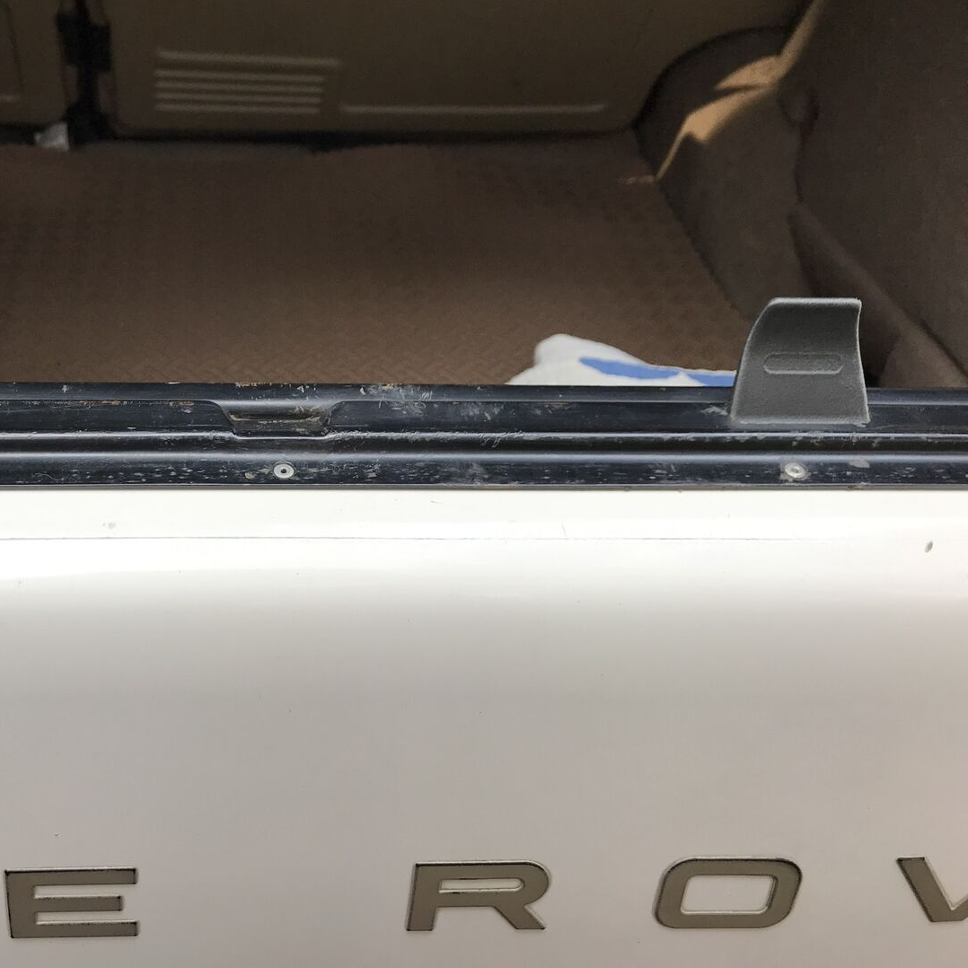 Tab-Lock Lower Tailgate Reinforced Set x2 MWC1654 NEW Range Rover Classic — Pair of Reinforced Lower Tailgate Tab-Locks for your Range Rover Classic. DIRECT replacement for MWC1654 The originals were prone to breaking after repeated use and are no longer available. Made of stronger PA12 (carbon fiber reinforced nylon).