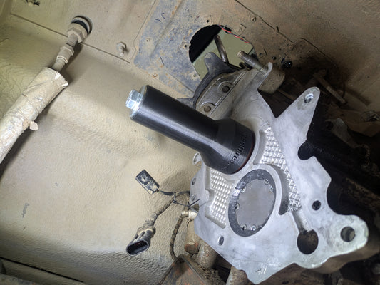 R380 gearbox seal installer / LRT-37-014 — Output shaft seal installer tool. Seal must NOT be pressed fully in, because there is oil hole behind (as you can see on photo). Works even with the ring installed. Internal grooves prevent the shaft from rotating during tightening. Requires an M12x30 bolt and washer. Simply hold the body and tighten the bolt to easily press the new seal into place.