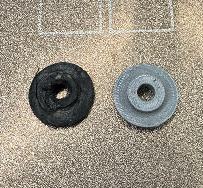 Hard Top Mounting Stud Rubber Buffers Land Rover Series 1 2 3 Defender 338550 — Side panel and hard top mounting stud rubber buffers. OEM reference 338550 ; also substitutes for obsolete 338553 . Fits Land Rover Series 1, 2, 2a, 3, and Defender. Hard top &amp; side panel stud rubber buffers Series 1, 2, 2a, 3 &amp; Defender OEM 338550; replaces 338553 Manufactured replacement part