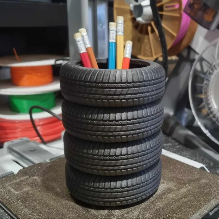 Mud Tire Pen Holder – Offroad Bogger Tire Pen Cup, Flat Bottom Pencil Organizer — Mud tire style for your desk or garage. This offroad bogger tire pen cup keeps pens and pencils in one place while adding a bold wheel-inspired look to any workspace. Loose pens rolling around the bench or cluttering a drawer? A flat-bottom tire pen holder gives you a steady spot that stays put and looks right at home in an office or garage setup. Offroad bogger tire pen holder cup Flat bottom pencil organizer design Compact…